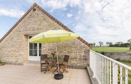 G&icirc;te n&deg;2483 Saint-C&ocirc;me-de-Fresn&eacute; - Calvados - photo