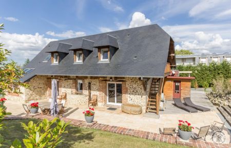 G&icirc;te n&deg;3671 Honfleur - Calvados - photo