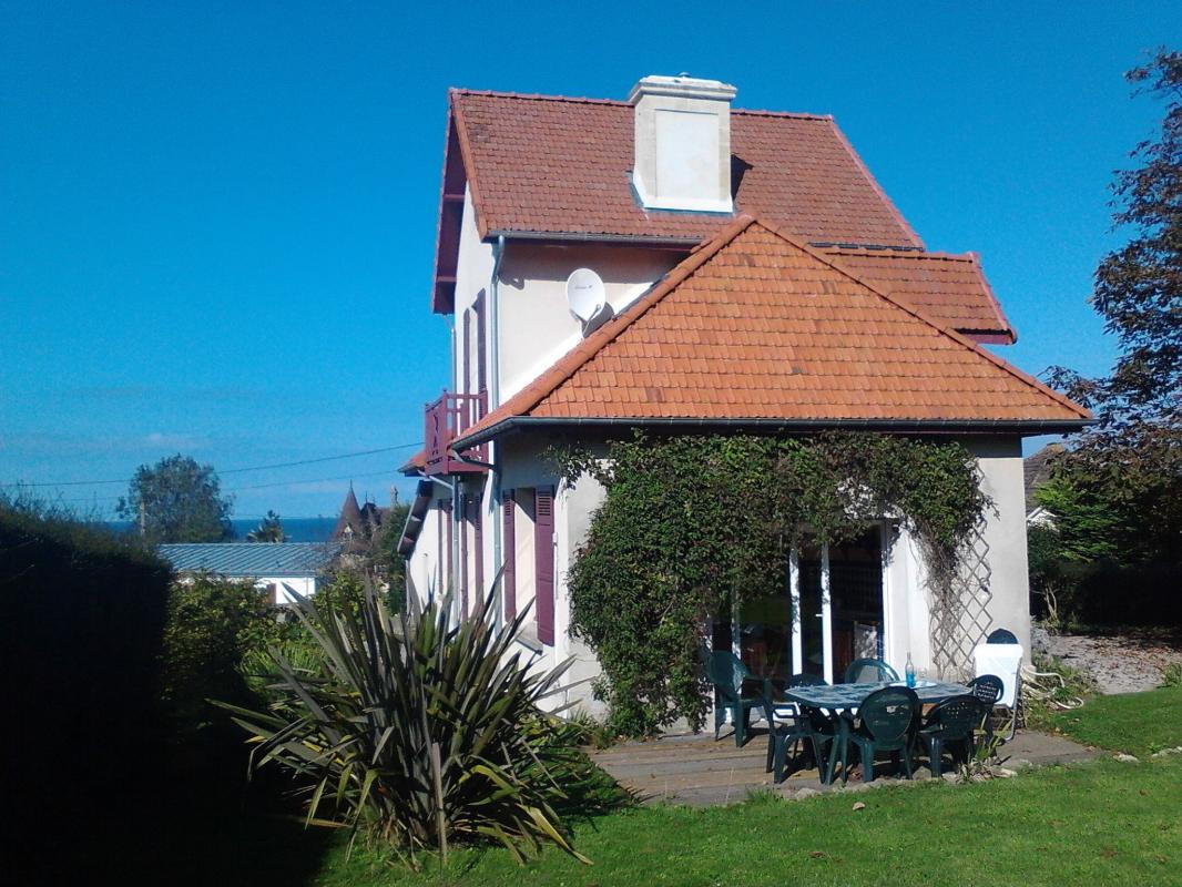 photo 0