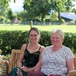 Marie-Claire et sa fille Clémence vous accueillent au gîte l'Escapade Viroise Marie-Claire et sa fille Clémence vous accueillent au gîte l'Escapade Viroise